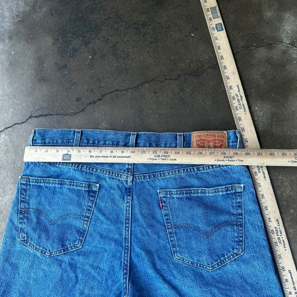 Levi's 550 Denim Shorts Mens 38 Blue Excellent Relaxed Fit Medium Wash